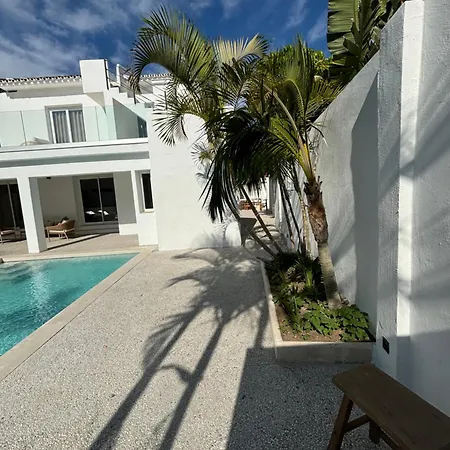 Villa El Cid *